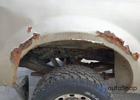 2001 Ford F-250 Xl/Xlt из США, поврежденный, VIN 1FTNF21L21EB87741